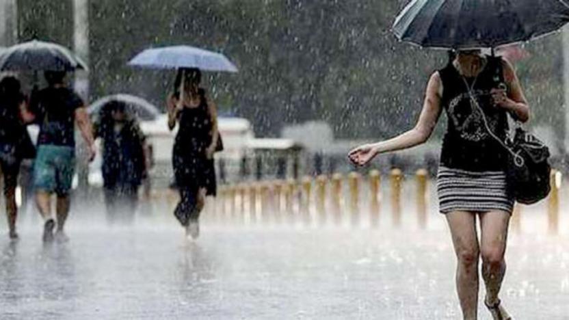 İstanbul a yağmur uyarısı: Sıcaklıklar düşecek